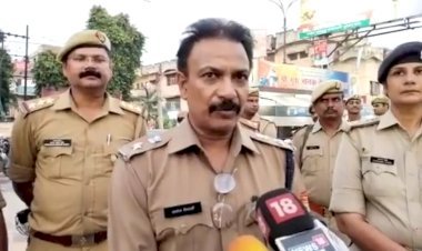 रायबरेली: अराजकता फैलानें वालों पर होगी सख्त कार्यवाही बख्शा नही जाएगा : पुलिस अधीक्षक | महराजगंज: सीओ व कोतवाली प्रभारी निरीक्षक राजेश कुमार सिंह ने पैदल गश्त कर बैरियर लगाकर संदिग्ध लोगों व वाहनों की किया चेकिंग
