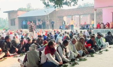 विशाल भंडारा का किया गया आयोजन, हजारों की संख्या में पहुंचे श्रद्धालुओं ने प्रसाद ग्रहण किया