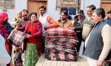 प्रियंका गांधी के जन्म दिन पर कांग्रेस द्वारा सेंकड़ों कम्बलों का किया गया वितरण, दी गई बधाई