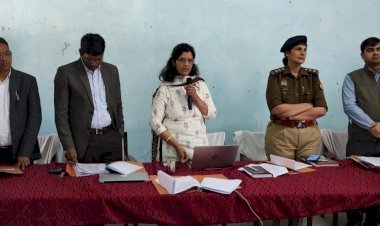 रायबरेली: यूपी बोर्ड परीक्षा को लेकर आयोजित प्रशिक्षण बैठक, नकलविहन, पारदर्शी व शान्तिपूर्ण ढंग से सम्पन्न कराने के जिलाधिकारी ने दिये निर्देश
