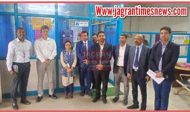 नेशनल बोर्ड डायरेक्टर टोयोटा किर्लोस्कर पहुंचे महराजगंज, ग्रामीण क्षेत्र का किया भ्रमण   भारतीय स्टेट बैंक पहुंचे जहां शाखा प्रबंधक ने किया स्वागत हुई वार्ता