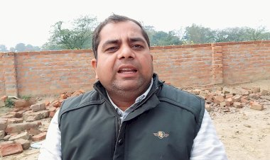 ब्रेकिंग न्यूज: आरोप व बहिष्कार के बाद भाजपा मंडल अध्यक्ष महराजगंज विवेक पाण्डेय ने दी सफाई, कहा ऑडियो, फोटो या वीडियो मिलने पर पार्टी जो कार्यवाही करेगी स्वीकार है  हालांकि पार्टी कार्यकर्ताओं का गंभीर आरोप के बाद हड़कंप मच गया...