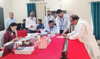 भाजपा प्रत्याशी दिनेश प्रताप सिंह ने दाखिल किया नामांकन, कहा रायबरेली में इस बार बदलेगा इतिहास