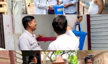 क़स्बा में घर-घर डस्टबिन बांटकर चेयरमैन प्रतिनिधि प्रभात साहू ने स्वच्छता का दिया सन्देश