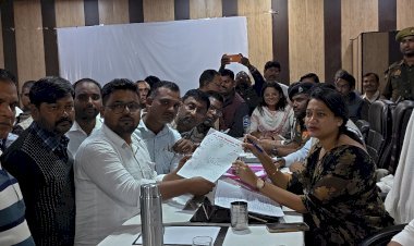 लेखपाल संघ की उपशाखा तहसील महराजगंज ने जिलाधिकारी को सौंपा ज्ञापन