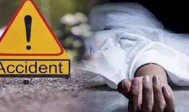 पिकअप की टक्कर से महिला की मौत, आक्रोशित परिजनों ने शव रखकर किया प्रदर्शन
