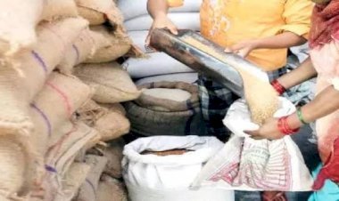 कोटेदार ने डीएम से शिकायत कर पूर्ति निरीक्षक पर लगाया आरोप