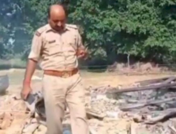 रायबरेली: पटाखा बनाते समय कोठरी के अंदर हुआ विस्फोट, एक घायल हालत गंभीर, एसपी ने दिया सख्त निर्देश