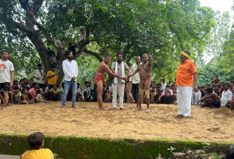 पाली में कुश्ती का आयोजन : पहलवानों ने दांव-पेंच लगाकर दमदार प्रदर्शन किया